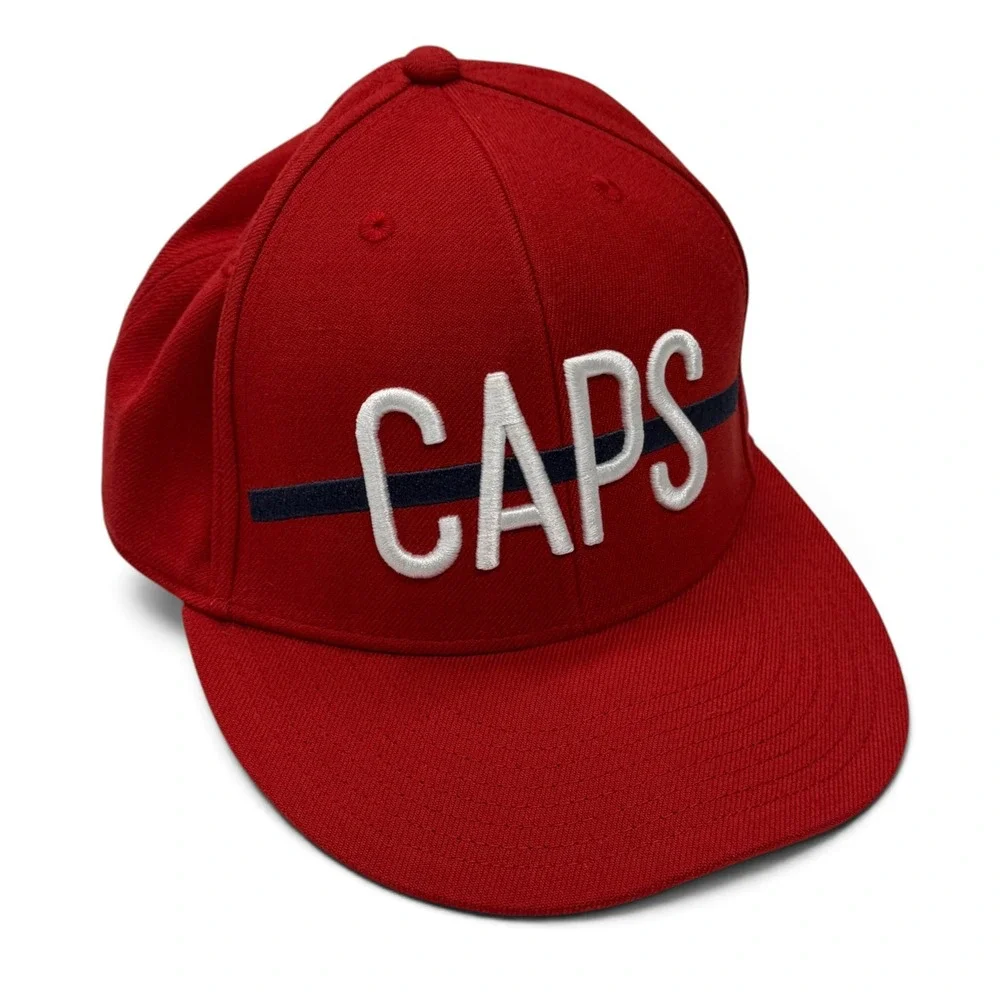 Adidas Washington Capitals NHL Red Flat Brim Stretch Fit Hat S/M CAPS Logo